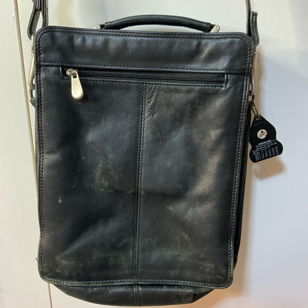 Black Leather UNISEX Bag - Picture 4 of 8